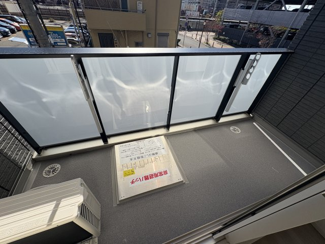 神戸市須磨区大池町５丁目のアパートのバルコニー