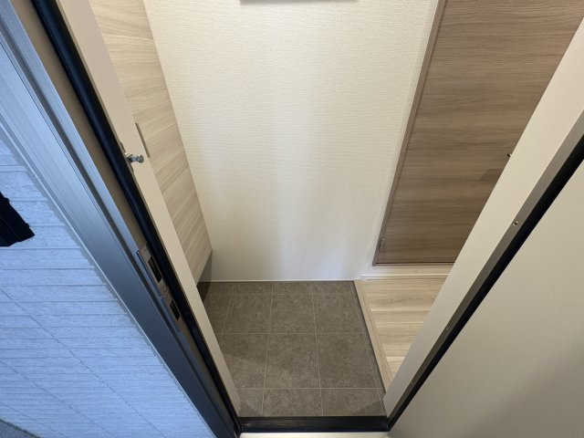 神戸市須磨区大池町５丁目のアパートの玄関