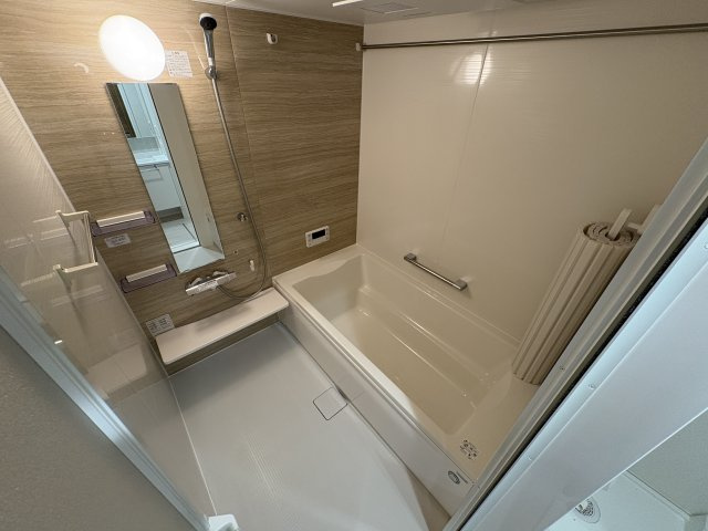 神戸市須磨区大池町５丁目のアパートの浴室