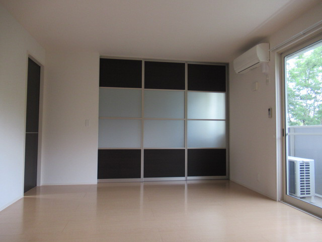 ウィット垂水の居間・リビング