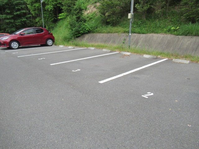 ウィット垂水の駐車場
