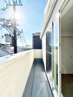 【バルコニー】 | 大阪市東淀川区下新庄４丁目　築後未入戸建 | 【3階南向きバルコニー】南側には大きな建物がなく通風良好です(^^)/