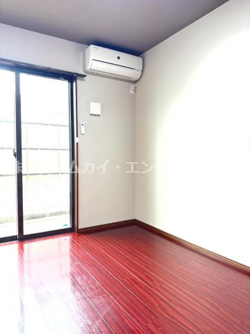 モダンクラウドの内装