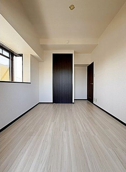 スカイヒルズ植田の寝室