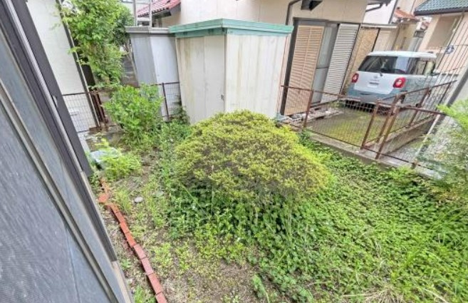 【中古】鶴ヶ島市下新田中古住宅の庭|自由に使えるお庭付き！
