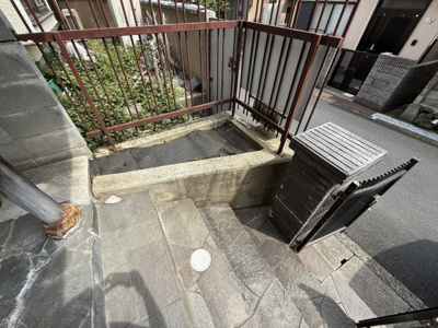 【庭】 | 園部町小桜町貸家