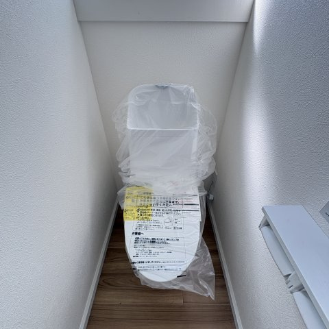 登別市富士町3丁目1-1アパートのトイレ