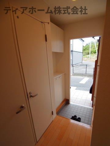 ラフィーネ三室参番館の玄関|毎日通る玄関はこちらです