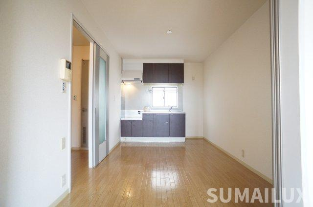 バリュージュ2000の居間・リビング