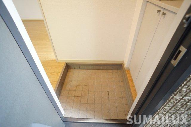 バリュージュ2000の玄関