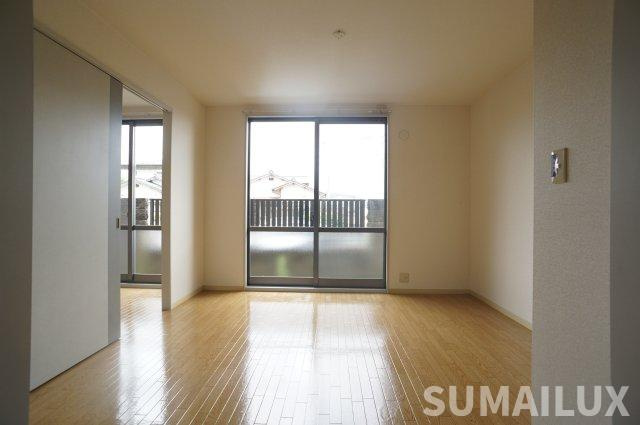 バリュージュ2000の居間・リビング