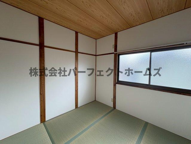 木屋元町テラウハウス　賃貸の和室|来客時にも便利な和室付き