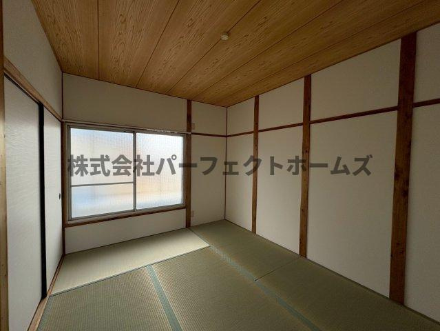 木屋元町テラウハウス　賃貸の寝室|落ち着いた色調の寝室です