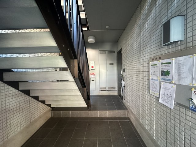 豊田パライソ　Ｒのエントランス