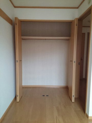 【内装】 | アロッジオ | 明るい室内です