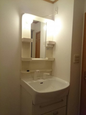 【洗面所】 | アロッジオ | 使いやすい洗面所です