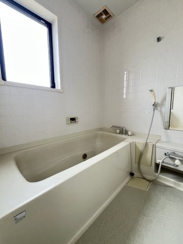 中古住宅　石原２丁目の浴室