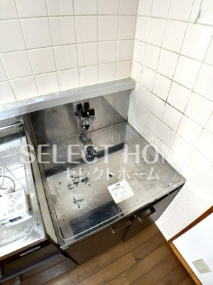  | メゾン坂左右