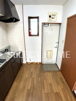  | メゾン坂左右