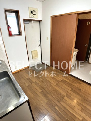  | メゾン坂左右