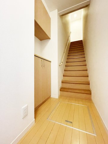 シャーメゾン　レ・フレール　Ⅰの玄関