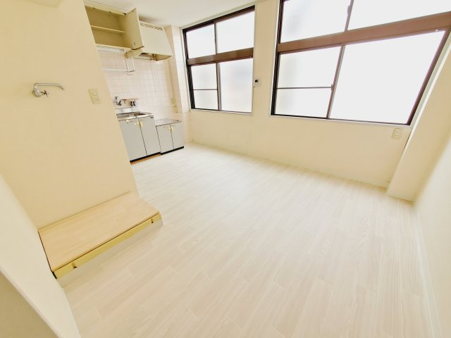 クワハラビルのその他