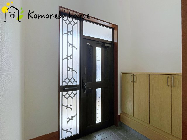 白岡市彦兵衛　1期　中古一戸建ての玄関|11/10　撮影済み