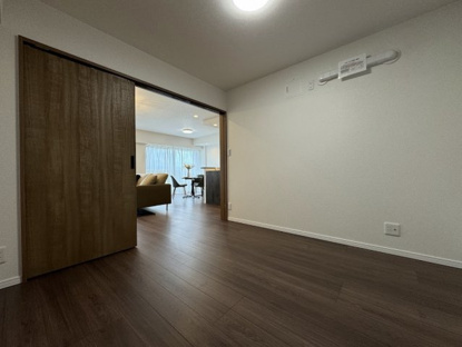 【洋室】コスモ三滝本町 