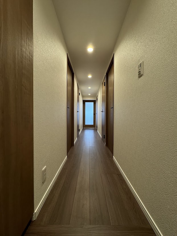 【玄関】コスモ三滝本町 