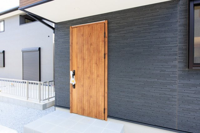 サンコート　飯塚市小正の玄関