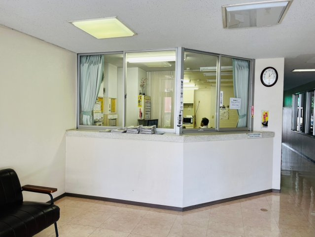 グリーンコーポ三牧のエントランス