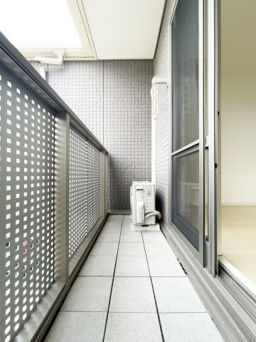 ディアス昭和のバルコニー