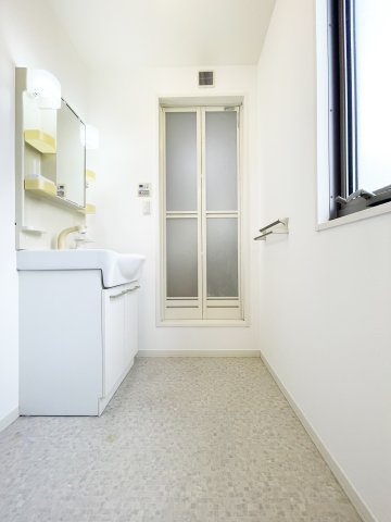 ディアス昭和の洗面所