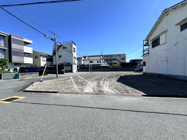 FreeLife久々知11　2号地の前面道路含む現地写真
