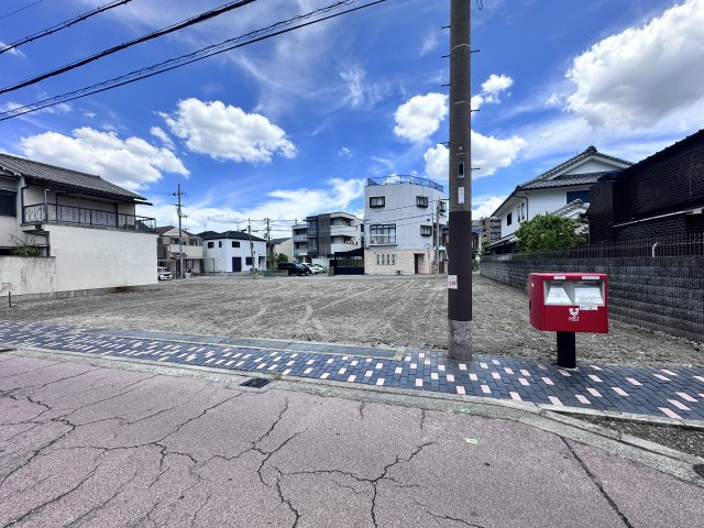 FreeLife久々知11　2号地の前面道路含む現地写真