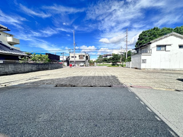 FreeLife久々知11　2号地の前面道路含む現地写真