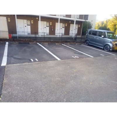 【駐車場】 | レオパレスリバーサイド室町