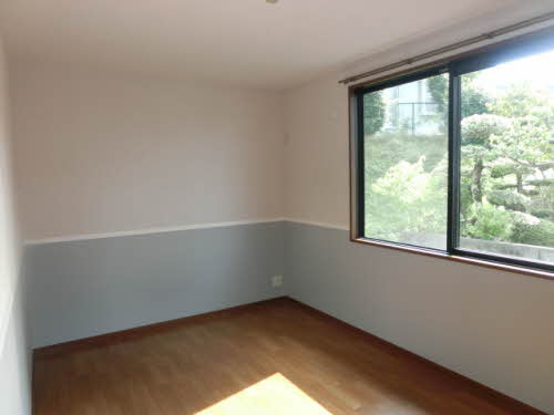 カーサ焼山中央E棟の寝室