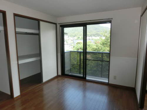 カーサ焼山中央E棟のその他