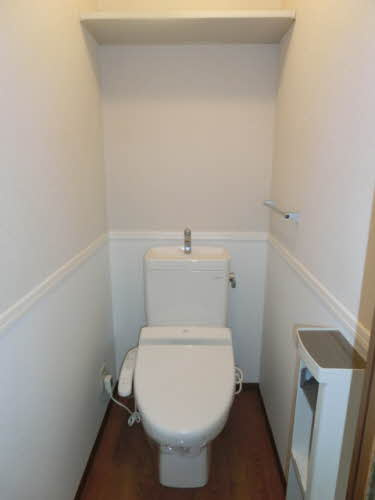 カーサ焼山中央E棟のトイレ