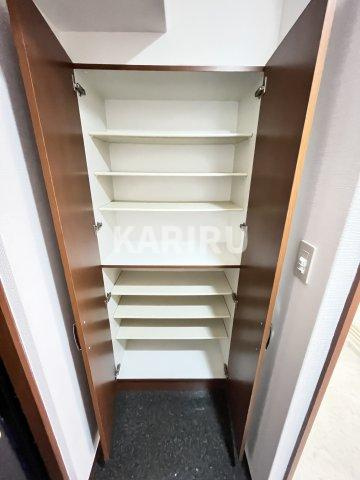 ラクラス高殿の玄関