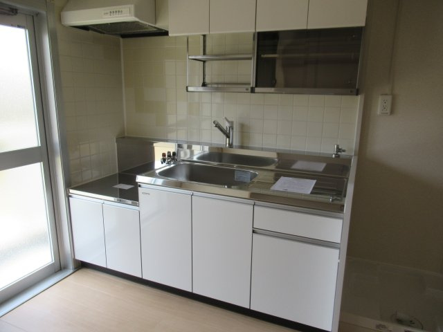 新多聞３Ｋのキッチン|コンパクトなキッチンで掃除もラクラク