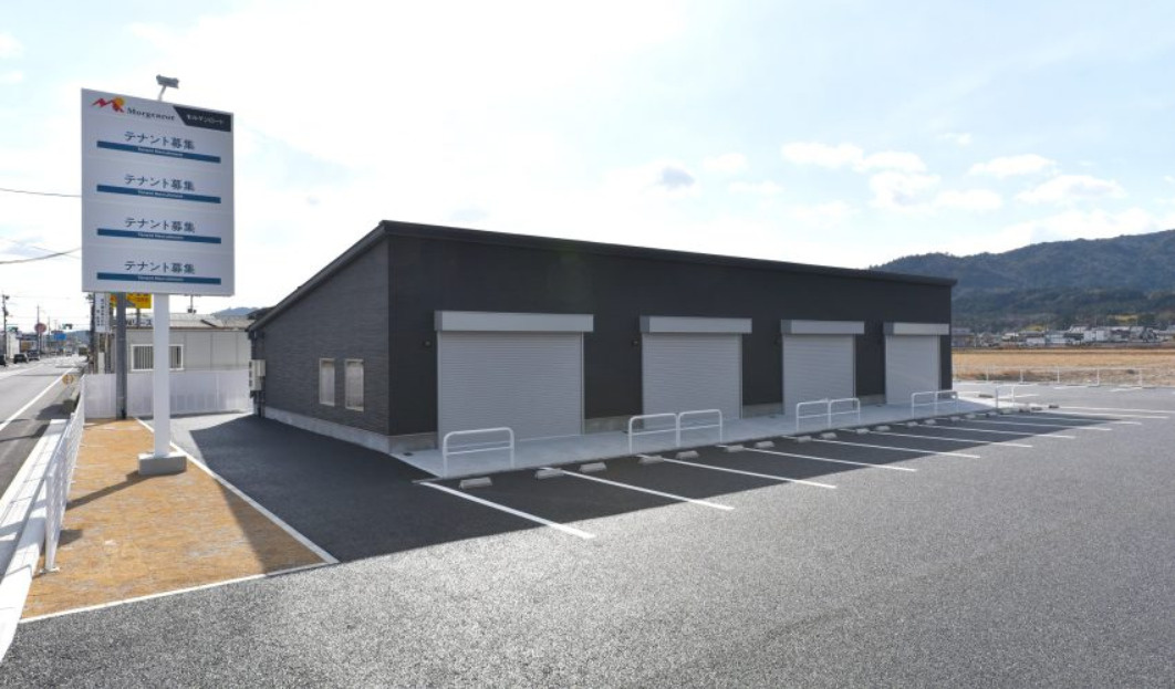 湖南市夏見の店舗事務所