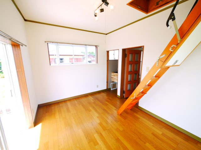山武市成東　中古戸建の内装|内外装リフォーム済み令和6年6月（写真はリフォーム完了時のもので現況優先します）３DK　都市ガス