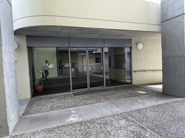 マリナージュ芦屋のエントランス