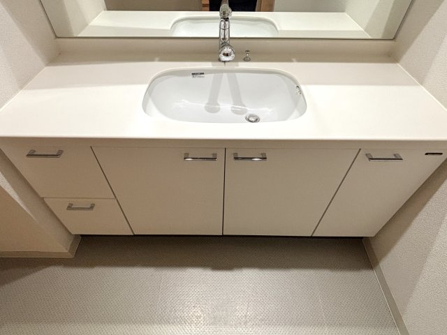 ファミールあざみ野スカーレットヒルズの独立洗面台