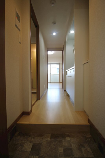 【玄関】ワイズタワー新栄 