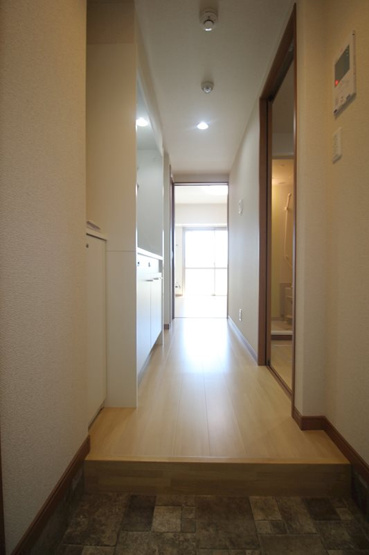 【玄関】ワイズタワー新栄