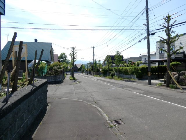 【前面道路含む現地写真】 | もみじ台南6丁目