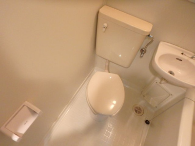 【トイレ】 | アーバン上甲子園 | コンパクトで使いやすいトイレです